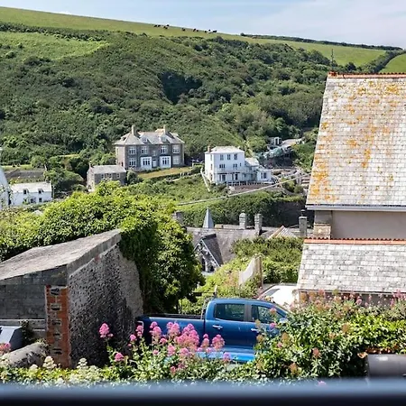 Gulls Roost, Bay Holidays Port Isaac